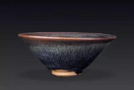 建盏鉴定视频,视频教你轻松鉴定古董珍品